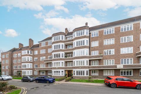 4 bedroom flat for sale, Putney Heath, London, SW15