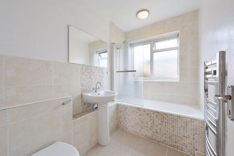 undefined, Oakenshaw Close, Surbiton KT6
