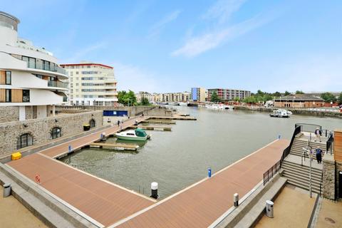 3 bedroom flat for sale, Gasworks Lane, Bristol, BS1