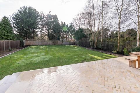undefined, Heath Ridge Green, Cobham, Surrey KT11.