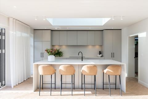 undefined, Heath Ridge Green, Cobham, Surrey KT11.