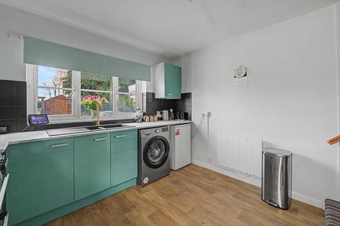 undefined, Chapel Lane, Baumber, LN9