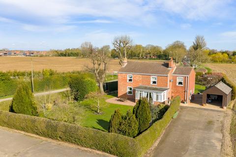 4 bedroom detached house for sale, Butterwick Road, Benington, PE22