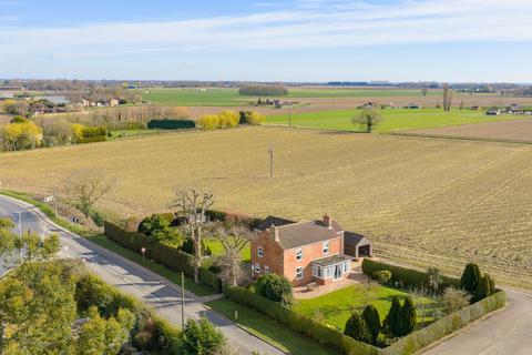 4 bedroom detached house for sale, Butterwick Road, Benington, PE22