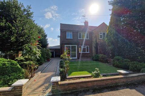 undefined, Burnetts Road, Windsor, SL4