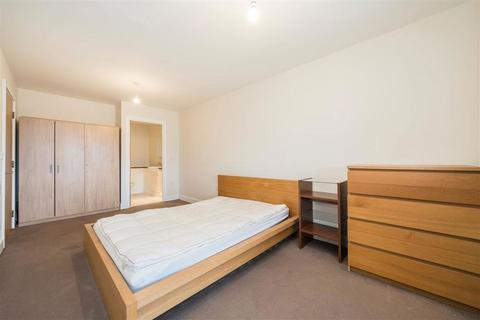 2 bedroom flat for sale, Meath Crescent, London E2