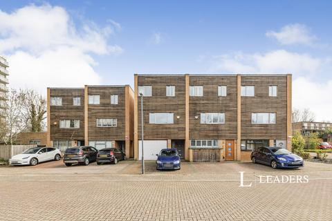 undefined, Mottistone Grove, Sutton, SM2