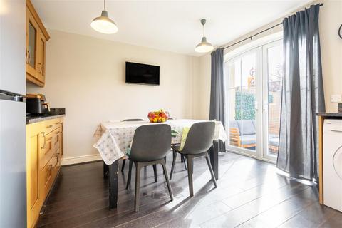 4 bedroom end of terrace house for sale, Churchill Court, Monkseaton