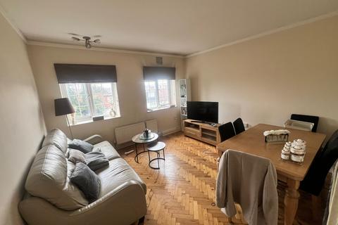 2 bedroom flat to rent, Burnham Court, Brent Street, Hendon NW4