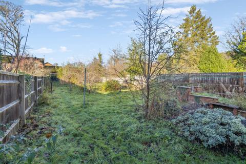 3 bedroom semi-detached house for sale, Berryfield Road, Princes Risborough HP27