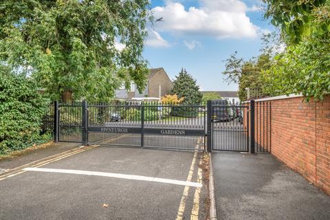 undefined, Edinburgh Gardens, Windsor, SL4