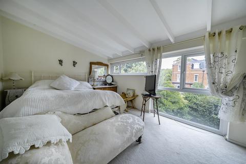 undefined, Edinburgh Gardens, Windsor, SL4