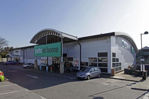 Retail property (high street) to rent, Purley Way Croydon CR0 4NX