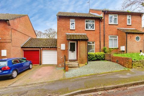 Mountain Ash Close, Southampton