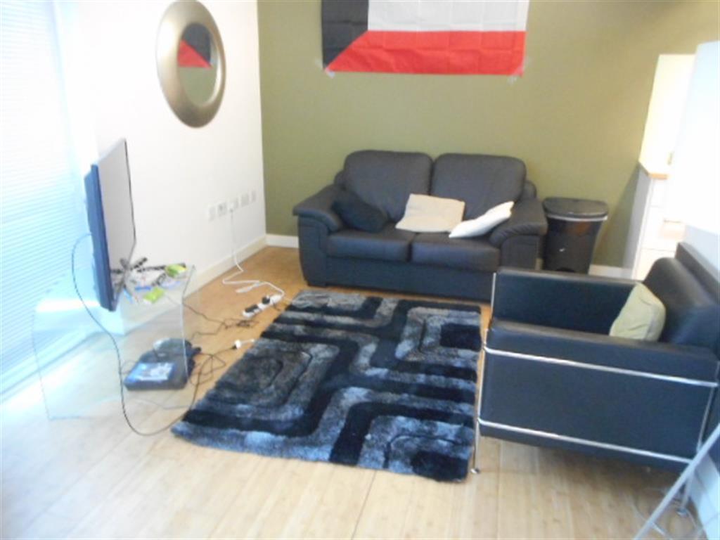 Lounge dining