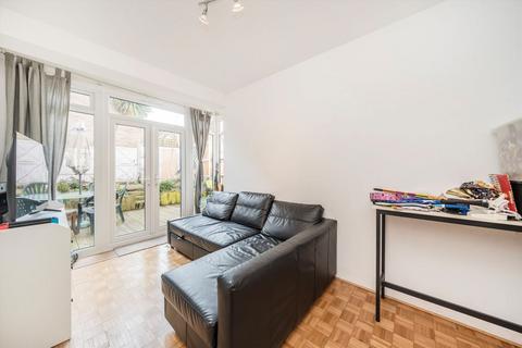 4 bedroom terraced house for sale, Chartfield Avenue, London SW15