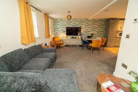 2 bedroom flat for sale, Northumberland Close, North Shields NE30