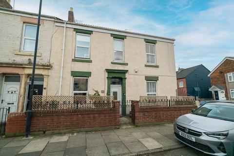 3 bedroom end of terrace house for sale, Stanley Street West, North Shields NE29