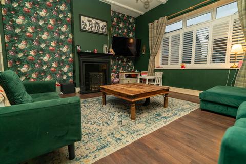 3 bedroom end of terrace house for sale, Stanley Street West, North Shields NE29