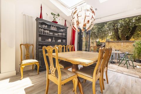 4 bedroom house for sale, Holm Oak Close, London, SW15