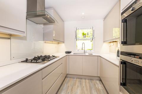 4 bedroom house for sale, Holm Oak Close, London, SW15
