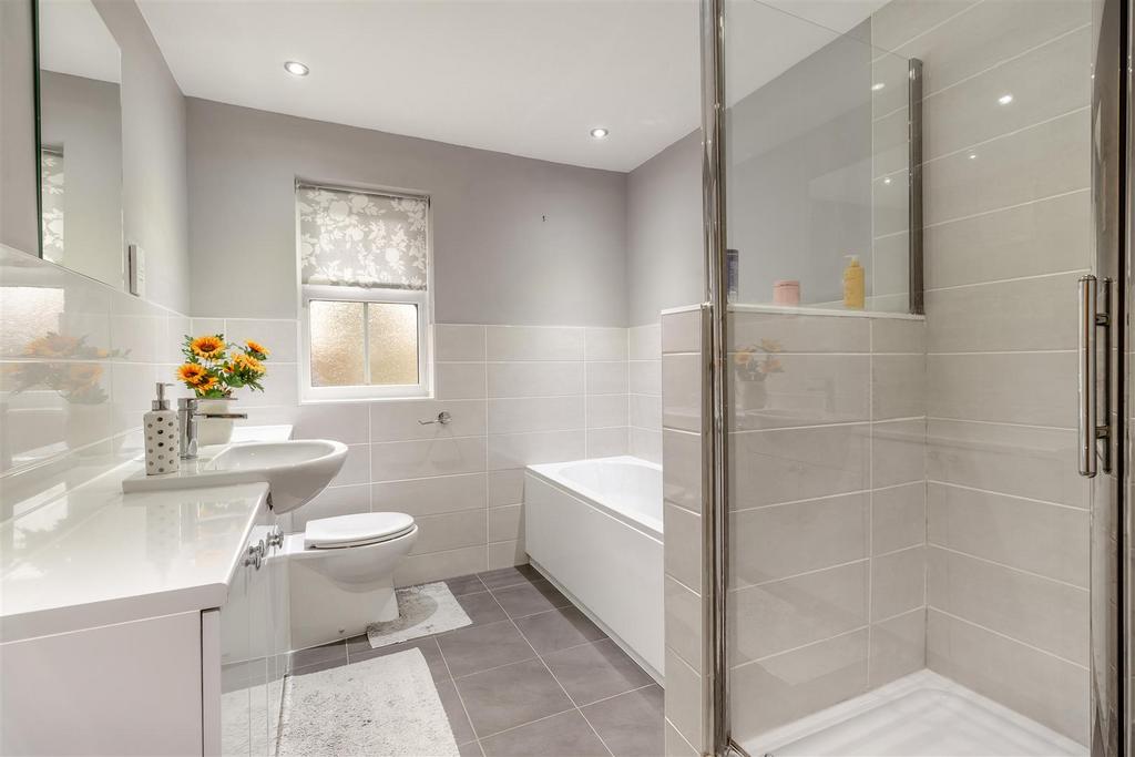 8682145-interior05.jpg