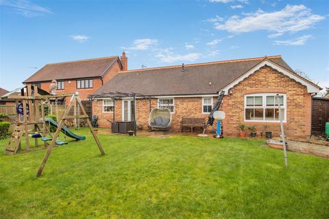 4 bedroom detached bungalow for sale, Abbeydale Drive, Mansfield