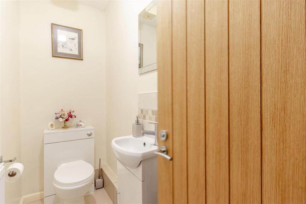 8682145-interior21.jpg