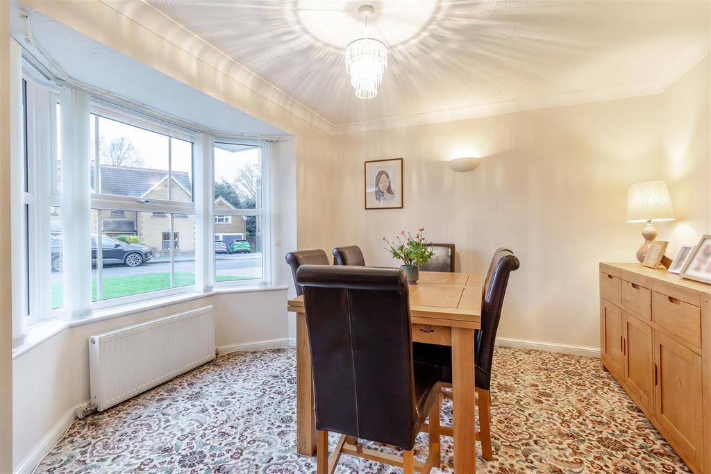 8682145-interior12.jpg