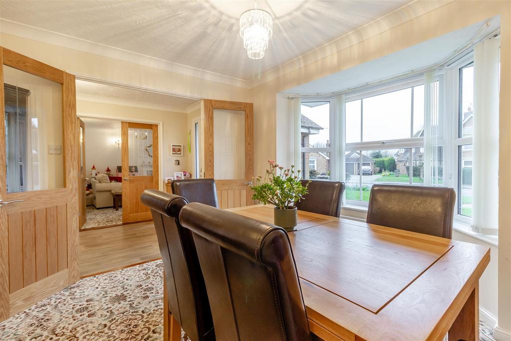 8682145-interior11.jpg