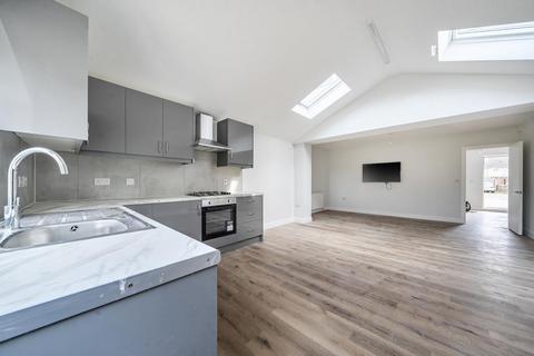 undefined, More Avenue,  Aylesbury,  HP21