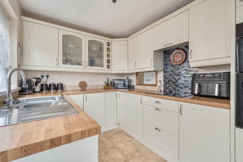 undefined, West View, Taunton TA3
