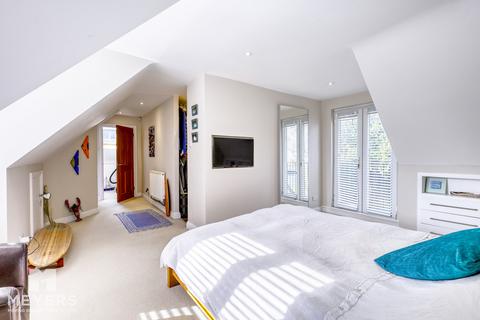 4 bedroom detached house for sale, Christchurch BH23