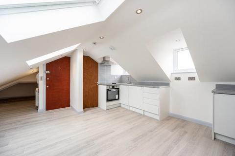 1 bedroom flat for sale, Croydon Road, London, SE20