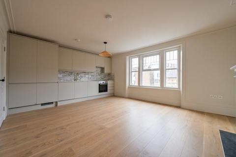 2 bedroom flat for sale, Crouch Hill, Hornsey, London, Greater London, N8