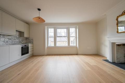 2 bedroom flat for sale, Crouch Hill, Hornsey, London, Greater London, N8