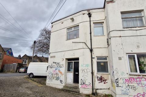 1 bedroom flat for sale, Flat 8, 1 Chapel Lane, West Yorkshire, LS6 3PP
