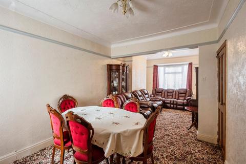undefined, Royston Avenue, Bentley, Doncaster