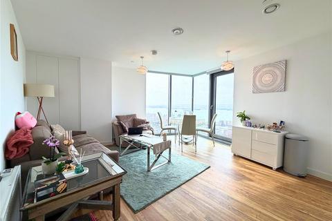 2 bedroom apartment for sale, Plaza Boulevard, Liverpool L8