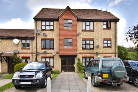 1 bedroom apartment to rent, Turnstone Close, Plaistow, E13