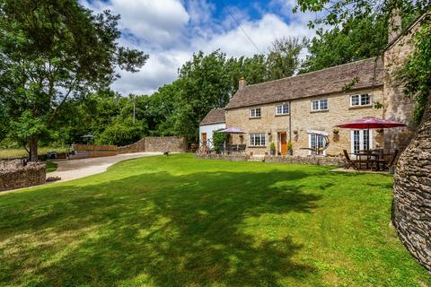 3 bedroom house for sale, Tetbury Road, Nr. Cirencester, GL7