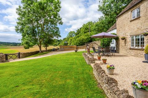 3 bedroom house for sale, Tetbury Road, Nr. Cirencester, GL7