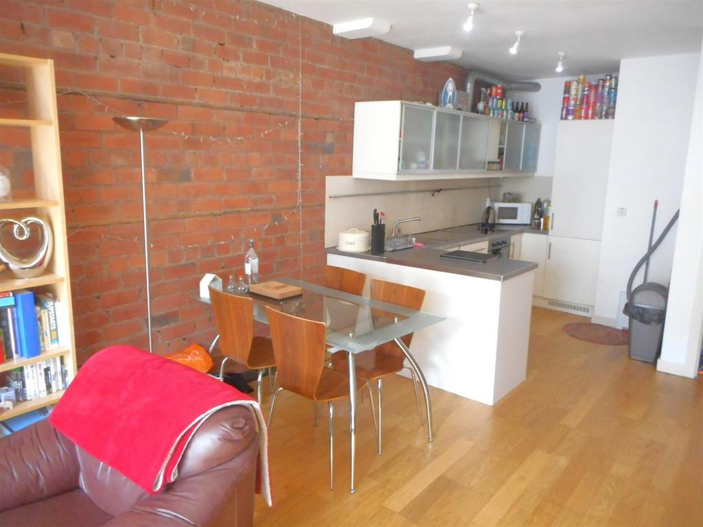 Lounge dining room