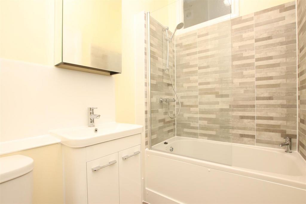 Bathroom.JPG