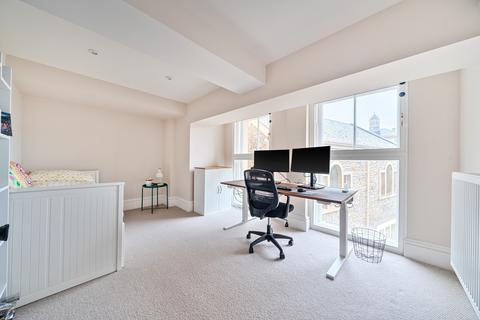3 bedroom flat for sale, French Yard, Bristol, BS1