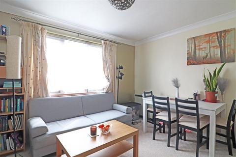 undefined, Ladbroke Road, Redhill