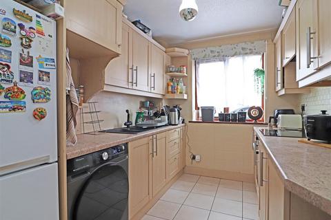 undefined, Ladbroke Road, Redhill