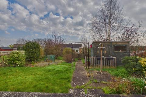 2 bedroom detached bungalow for sale, Pickersleigh Grove, Malvern