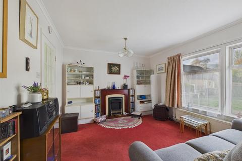 2 bedroom detached bungalow for sale, Pickersleigh Grove, Malvern