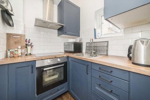 1 bedroom flat for sale, Grange Park, London W5